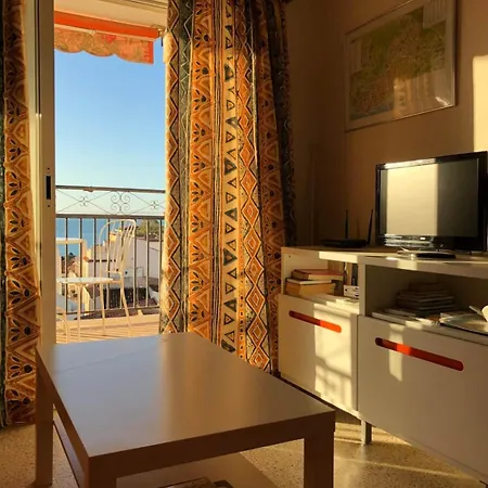 Sb Miami19, Parador, Нерха